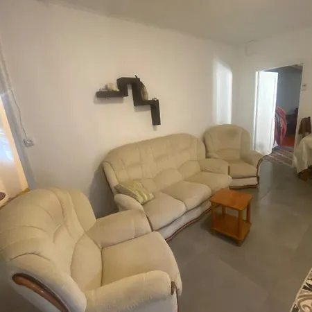 Apartman Maison St Hilaire *